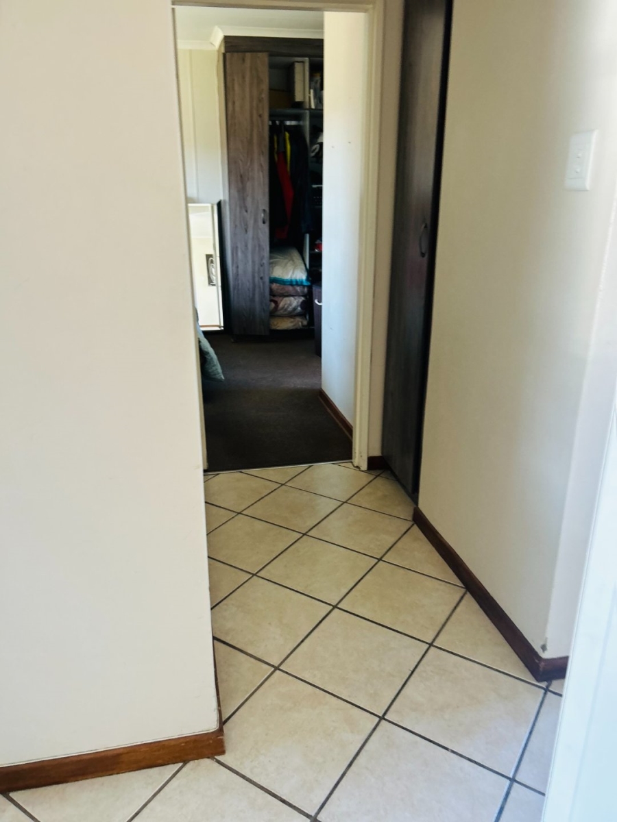 3 Bedroom Property for Sale in Hillside Free State